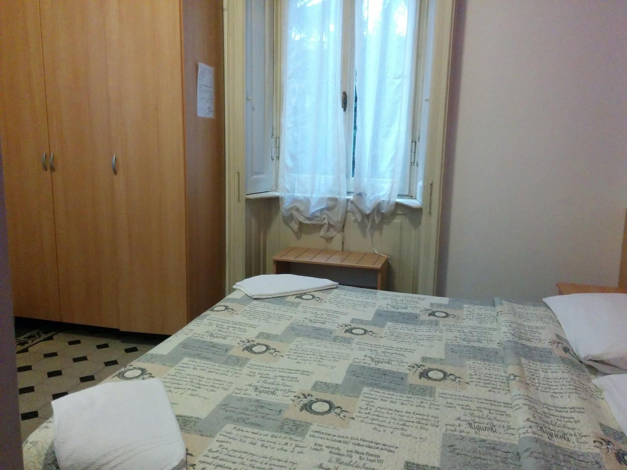 Adam'S House Hostel Milan Exterior photo
