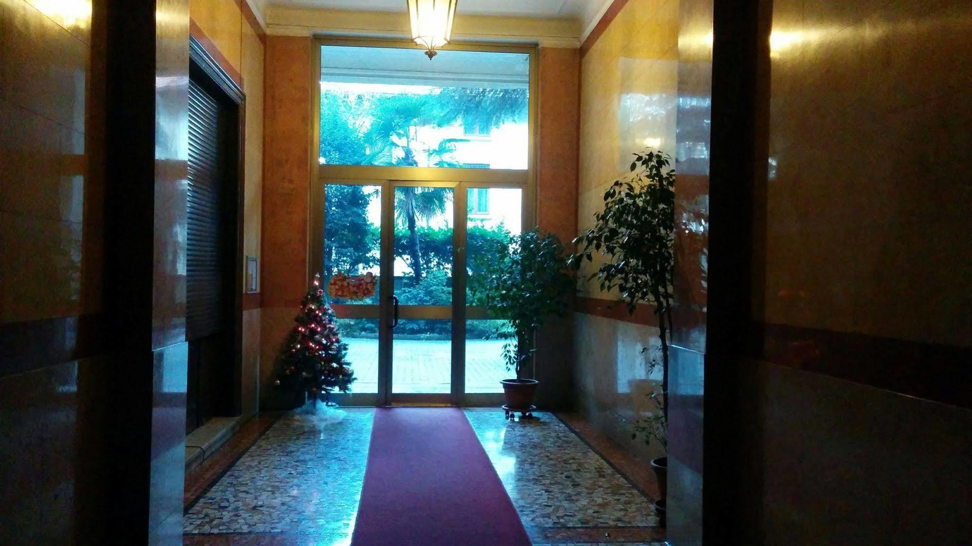 Adam'S House Hostel Milan Exterior photo